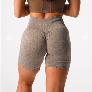 NVGTN Scrunch Shorts